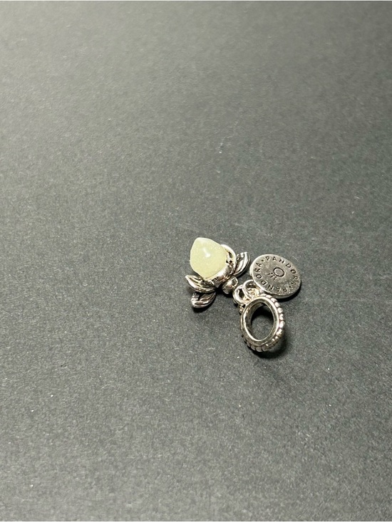 Pandora Firefly Charm - Picture 5 of 9